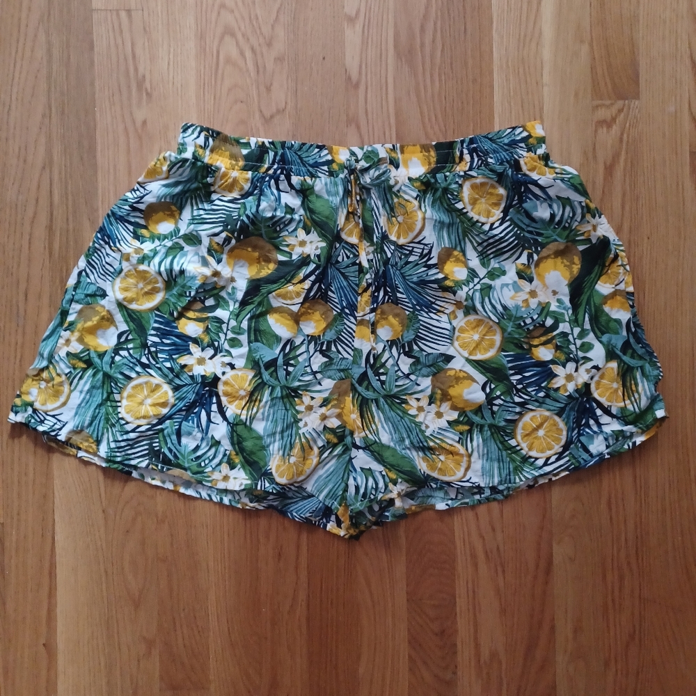 SHEIN Lemon shorts
